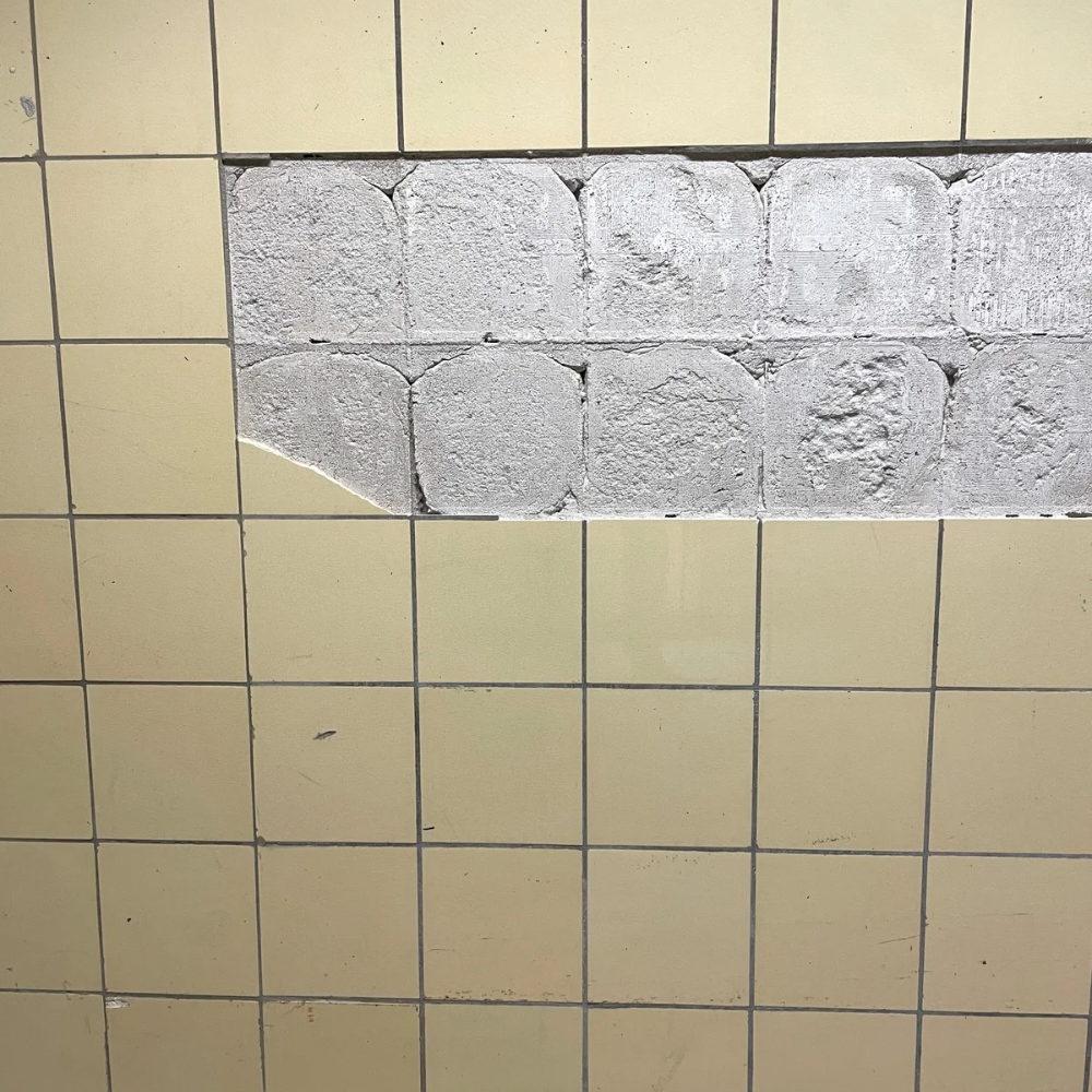 Asbest i fliseklæb – en skjult fare under dine fliser