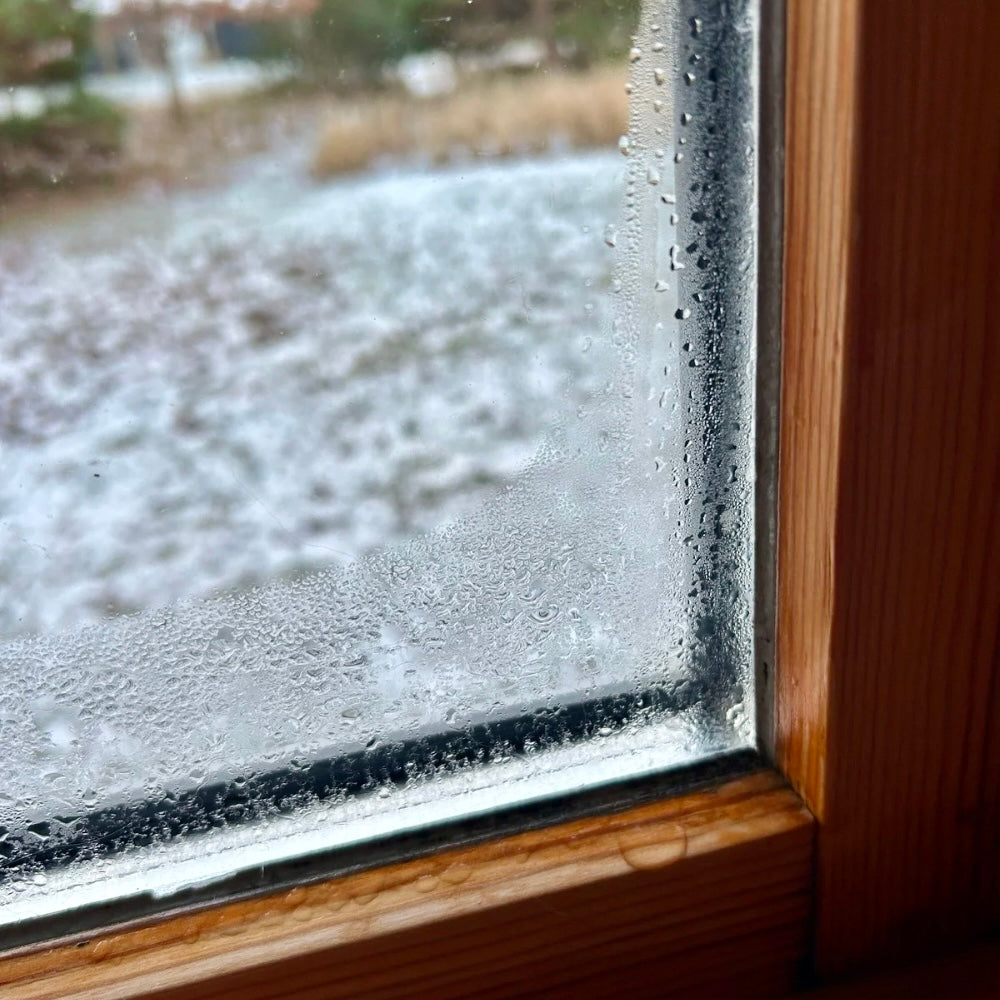Kondens i boligen – hvad det er, og hvordan undgår man kondens